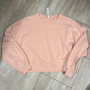 Lululemon softstreme crewneck 10 great condition